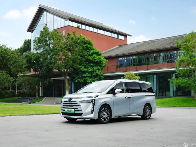 Home 7 seat plug-in MPV! Gac Trumpchi E8+ launched