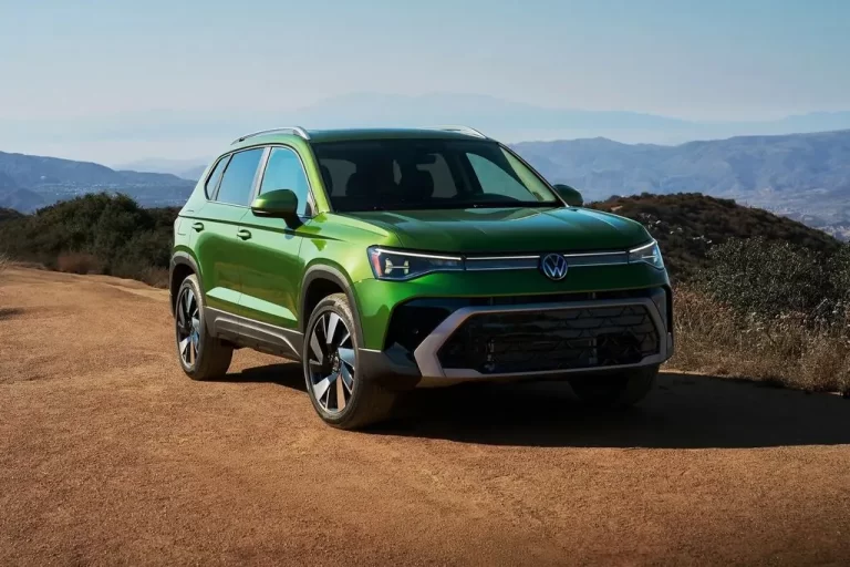 The 2025 Volkswagen Taos is released: 174 horsepower, 8-inch screen, new front design