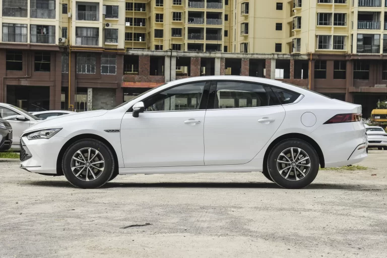 Byd Qin PLUS DM-i: The best choice in the compact car Market?